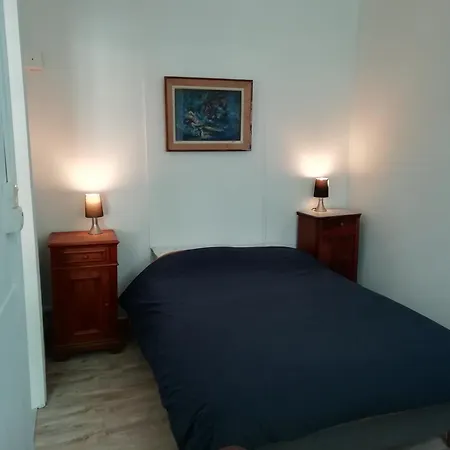 Apartment Au Coeur De Chalabre, Bastide Medievale, Pres Du De Montbel Chalabre
