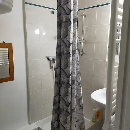 Appartement Au Coeur De Chalabre, Bastide Medievale, Pres Du De Montbel